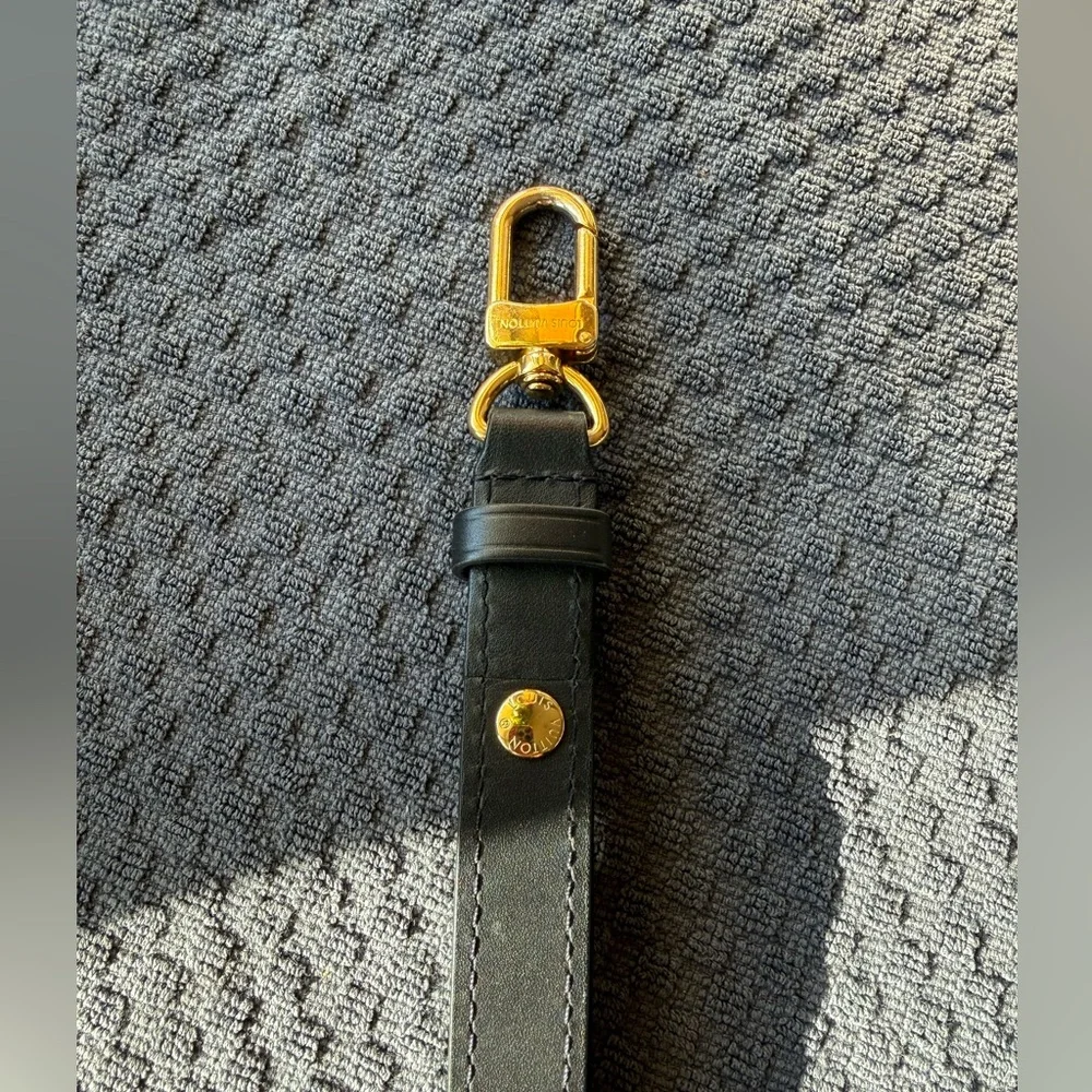 Louis Vuitton Multi Pochette Accessoires - Black Empriente - Picture 12 of 16